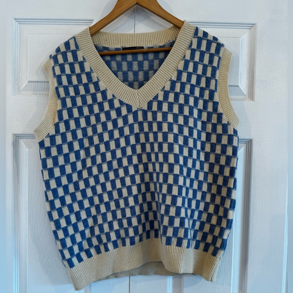 Dizzy Vest